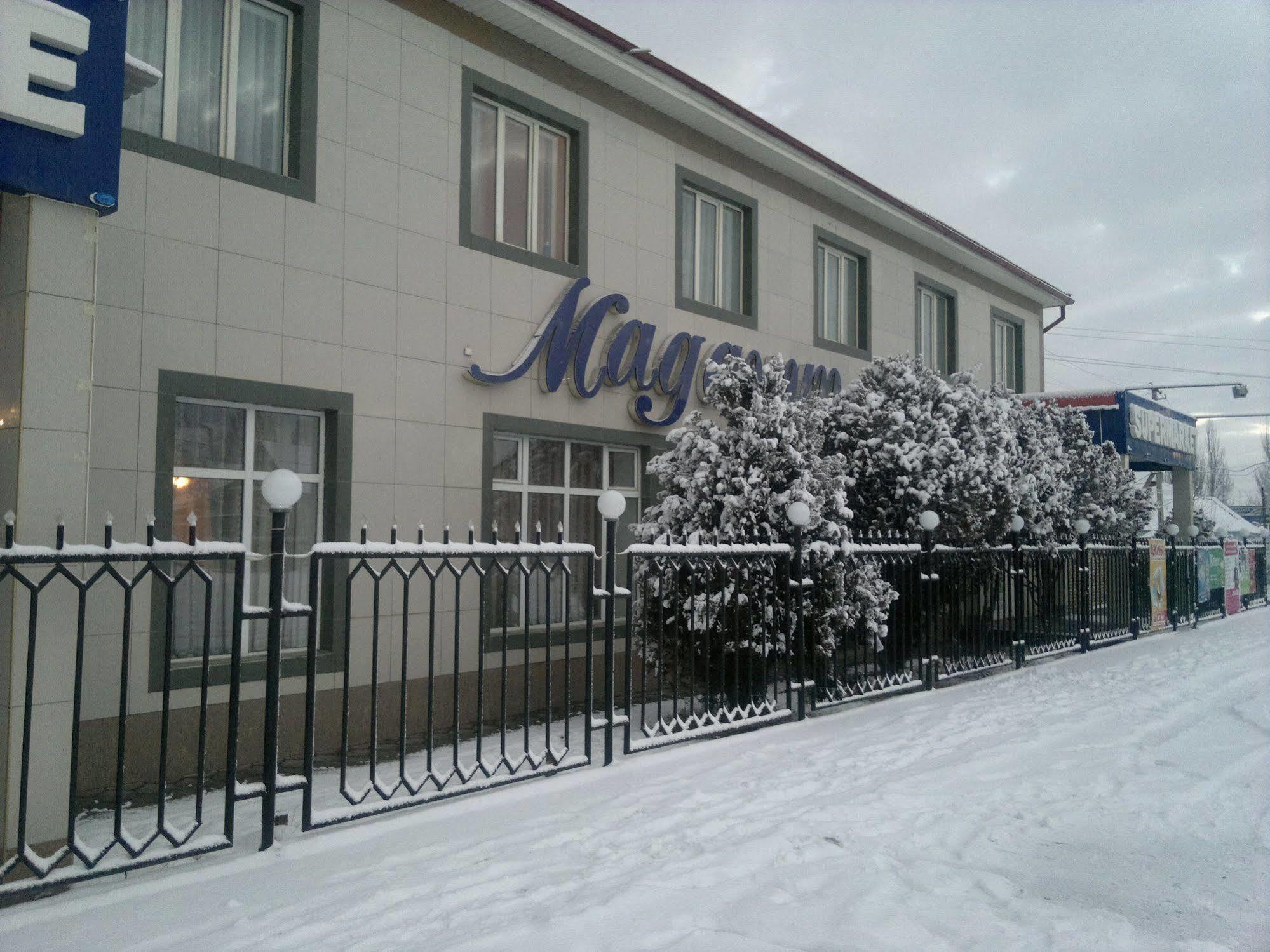 Madanur Hotel Karakol Exterior foto